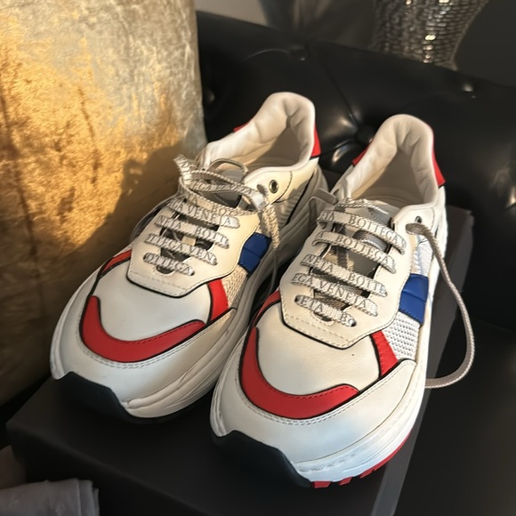 Bottega Veneta Speedster sneakers size 40.5 preowned but in great condition. - Picture 2 of 7